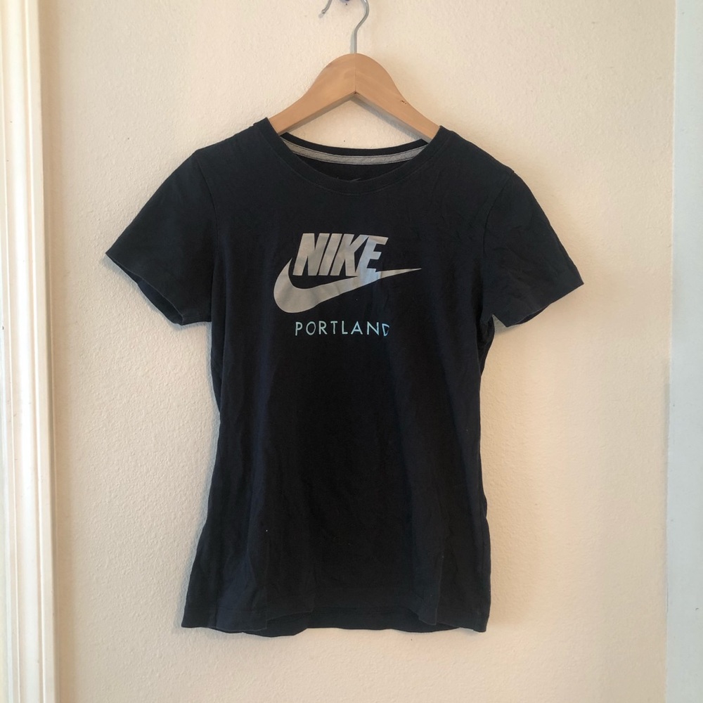 Nike portland cotton top size M